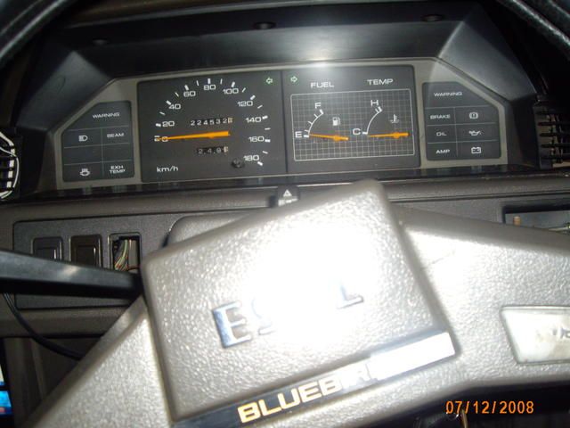 1988 Nissan Bluebird