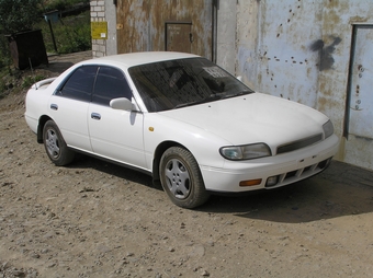 1993 Nissan Bluebird