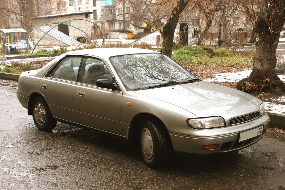 1993 Nissan Bluebird