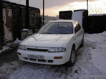 1993 Nissan Bluebird