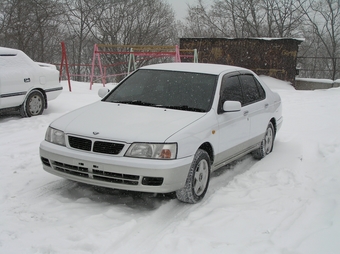 1996 Nissan Bluebird