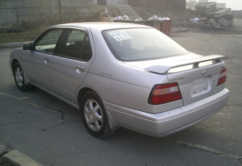 Nissan Bluebird