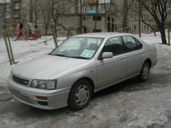 1996 Nissan Bluebird