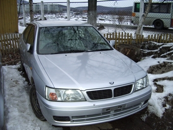 1996 Nissan Bluebird