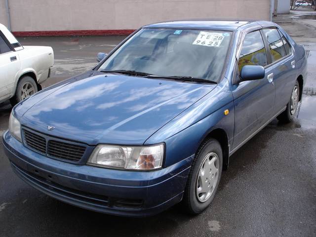 1996 Nissan Bluebird