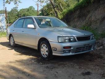 1996 Nissan Bluebird