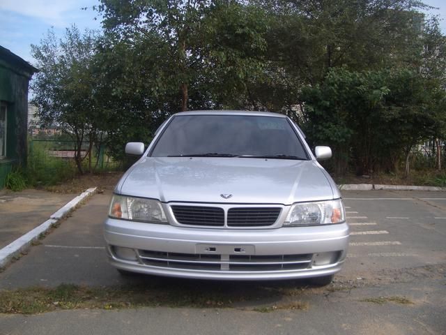 1996 Nissan Bluebird