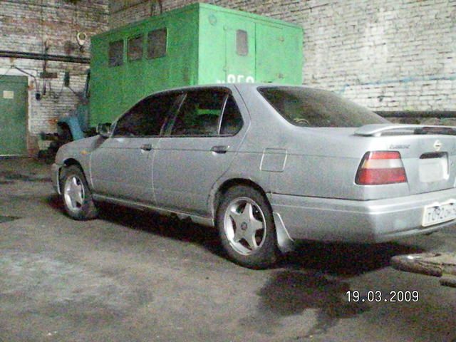 1996 Nissan Bluebird