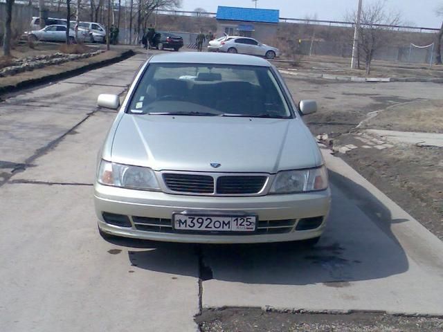 1996 Nissan Bluebird