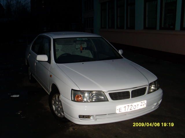 1996 Nissan Bluebird