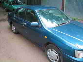 1996 Nissan Bluebird Pics