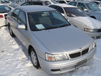 1996 Nissan Bluebird