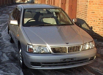 1997 Nissan Bluebird