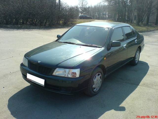 1997 Nissan Bluebird