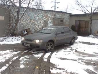 1997 Nissan Bluebird