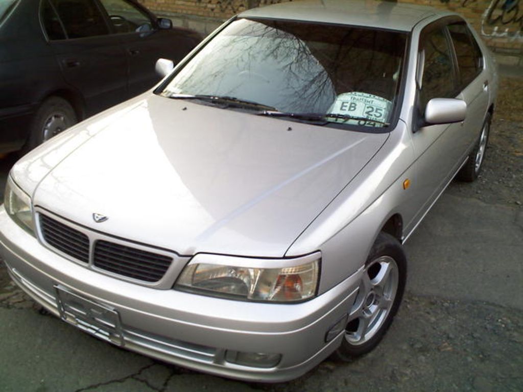 1997 Nissan Bluebird