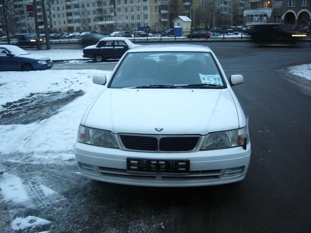 1997 Nissan Bluebird