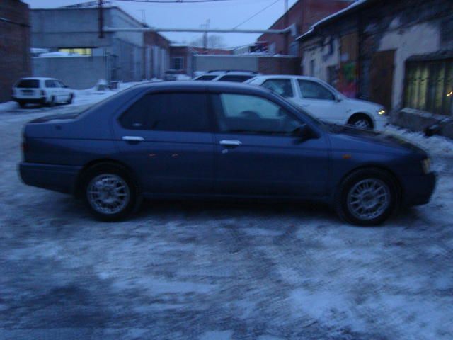 1997 Nissan Bluebird