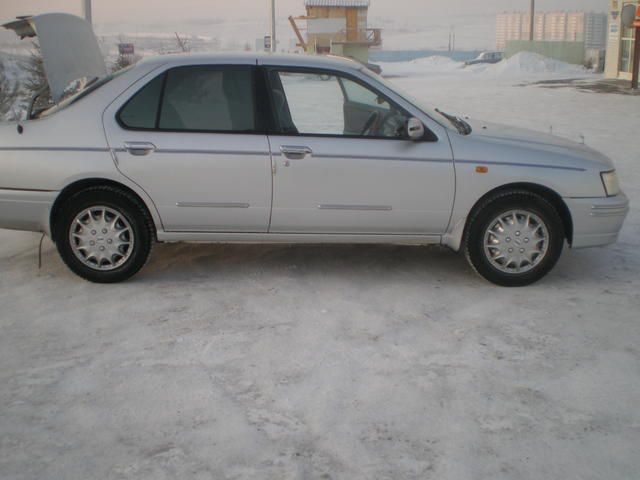 1997 Nissan Bluebird