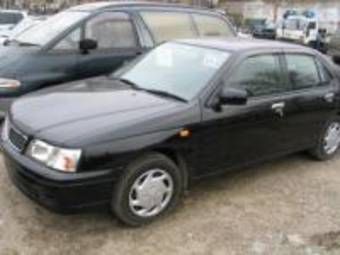 1998 Nissan Bluebird