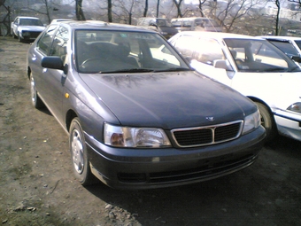 1998 Nissan Bluebird