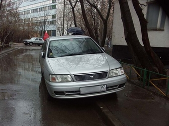1998 Nissan Bluebird