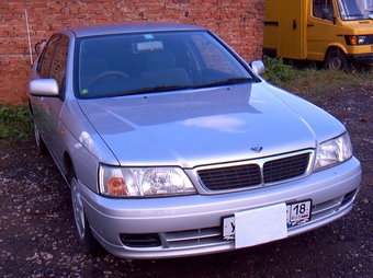 1998 Nissan Bluebird