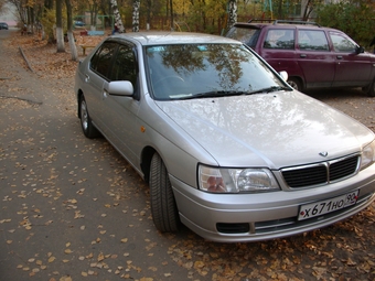 1998 Nissan Bluebird