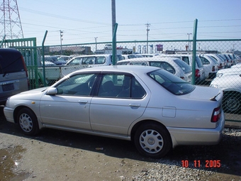 1998 Nissan Bluebird
