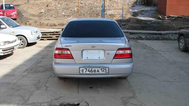 1998 Nissan Bluebird