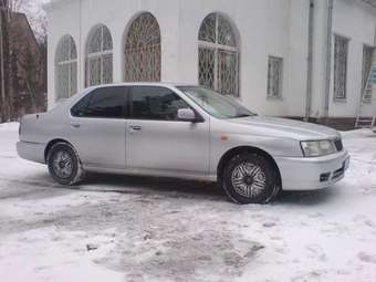 1998 Nissan Bluebird