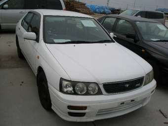1998 Nissan Bluebird