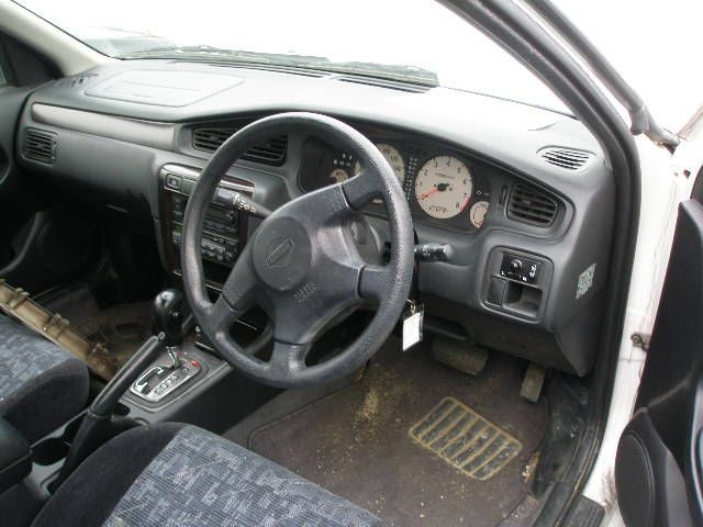 1998 Nissan Bluebird