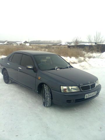 1998 Nissan Bluebird