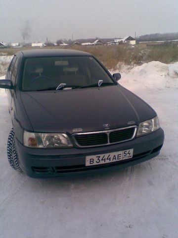1998 Nissan Bluebird
