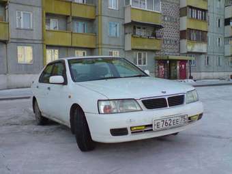 1998 Nissan Bluebird