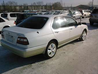 1998 Nissan Bluebird