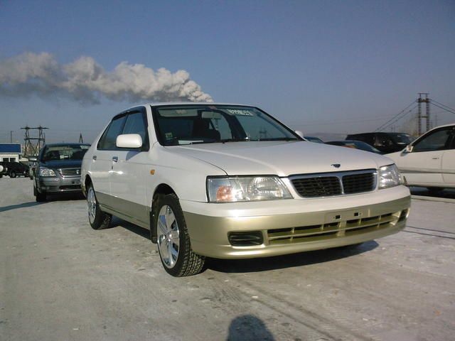 1998 Nissan Bluebird