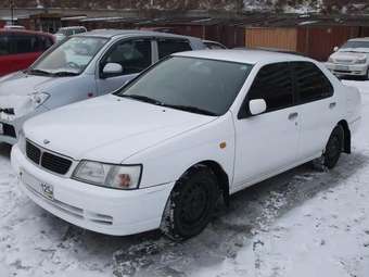 1998 Nissan Bluebird