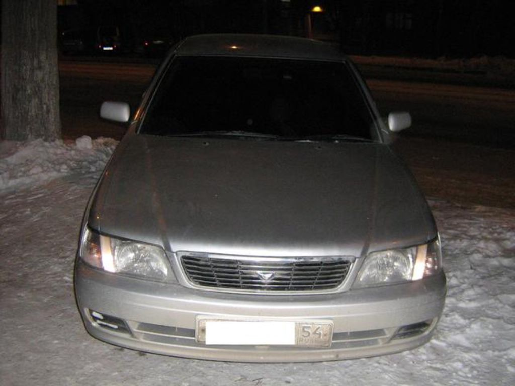 1998 Nissan Bluebird