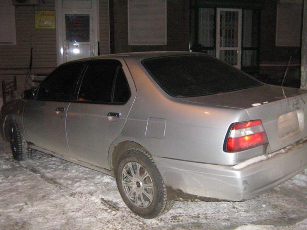 1998 Nissan Bluebird