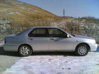 1998 Nissan Bluebird