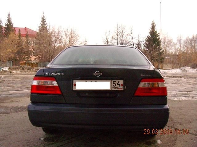 1998 Nissan Bluebird