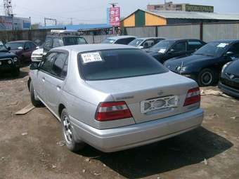 1998 Nissan Bluebird