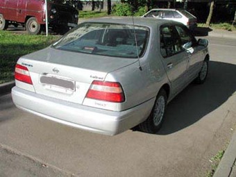 1998 Nissan Bluebird Pictures