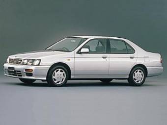 1999 Nissan Bluebird