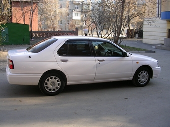 1999 Nissan Bluebird