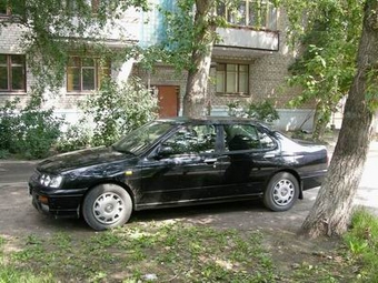 1999 Nissan Bluebird