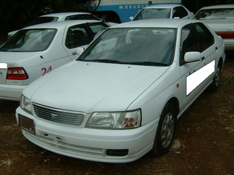 1999 Nissan Bluebird