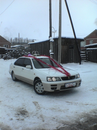 1999 Nissan Bluebird
